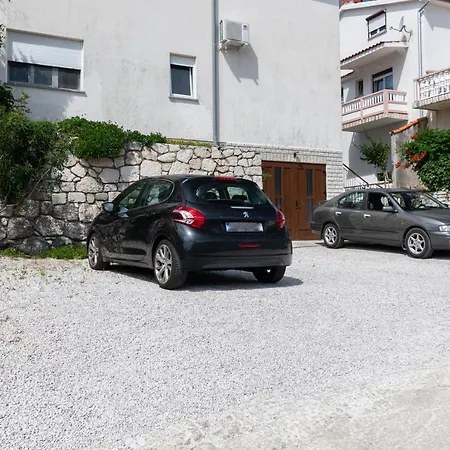 With Parking Space Rab - 17684 Lejlighed *
